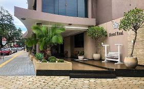 Hotel Real
